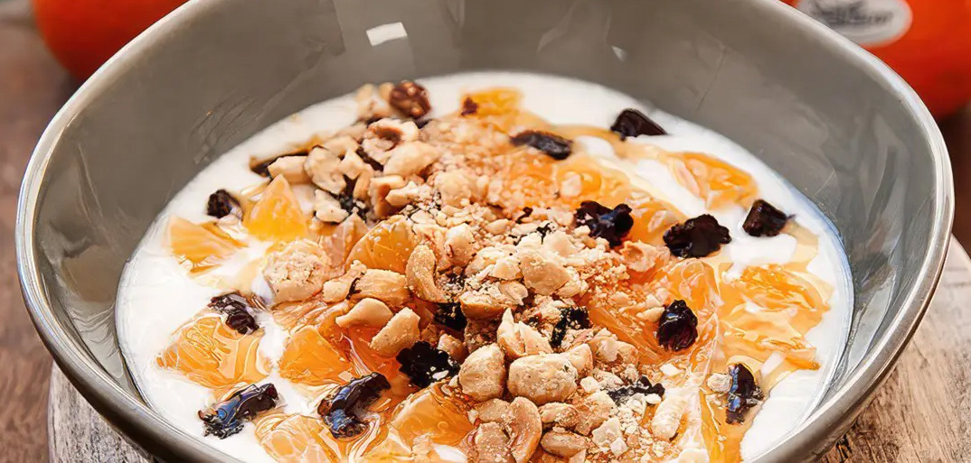 Sweet clementine quark dessert – a creamy and refreshing treat with fresh citrus flavor.